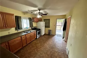 529 Ambridge Ave, Leet Township, PA 15003 - Photo 9