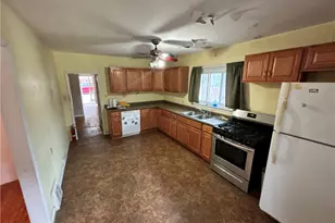 529 Ambridge Ave, Leet Township, PA 15003 - Photo 7