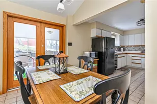 808 Forest Ave, Pittsburgh, PA 15209 - Photo 15