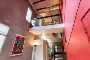 6542 Dalzell Pl, Pittsburgh, PA 15217 - Photo 3