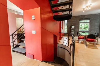 6542 Dalzell Pl, Pittsburgh, PA 15217 - Photo 7