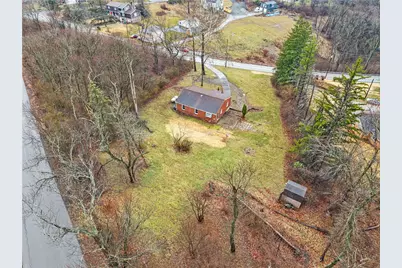 134 Baldwin Rd, Collier Township, PA 15106 - Photo 3