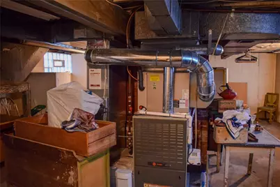 908 Liberty St, Stowe Township, PA 15136 - Photo 5