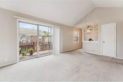 126 Jamestown #F, Scott Township, PA 15216 - Photo 3