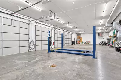 1204 Memorial Blvd, Connellsville, PA 15425 - Photo 9