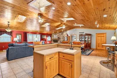 1204 Memorial Blvd, Connellsville, PA 15425 - Photo 39