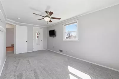 2066 Spring Valley Rd, Scott Township, PA 15243 - Photo 27