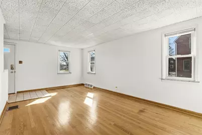 2066 Spring Valley Rd, Scott Township, PA 15243 - Photo 9