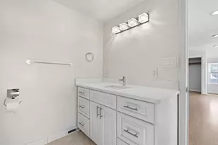 132 E Englewood Ave, New Castle, PA 16105 - Photo 29