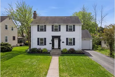 132 E Englewood Ave, New Castle, PA 16105 - Photo 1