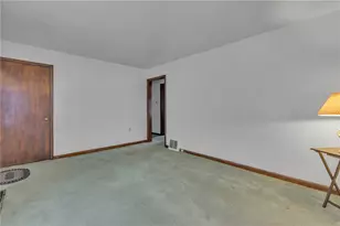 1908 N 3rd St, New Brighton, PA 15066 - Photo 11