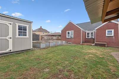29 E Madison St, Latrobe, PA 15650 - Photo 31