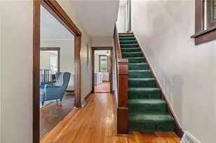 746 Greenfield Ave, Pittsburgh, PA 15207 - Photo 13