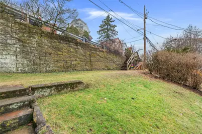 746 Greenfield Ave, Pittsburgh, PA 15207 - Photo 25