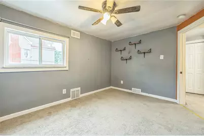 2318 Eccles St, Pittsburgh, PA 15210 - Photo 15