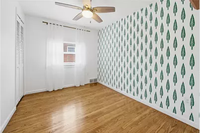 234 Parkedge Rd, Green Tree, PA 15220 - Photo 11