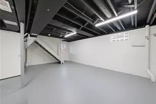 234 Parkedge Rd, Green Tree, PA 15220 - Photo 17