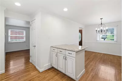 234 Parkedge Rd, Green Tree, PA 15220 - Photo 5