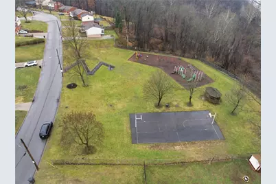 234 Parkedge Rd, Green Tree, PA 15220 - Photo 29