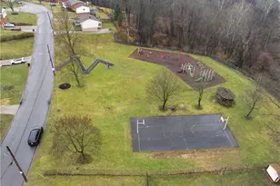 234 Parkedge Rd, Green Tree, PA 15220 - Photo 29