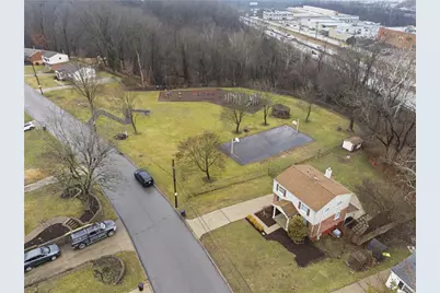 234 Parkedge Rd, Green Tree, PA 15220 - Photo 27