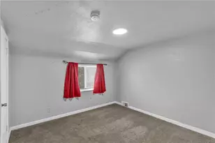 811 Clonmel St, Duquesne, PA 15110 - Photo 11