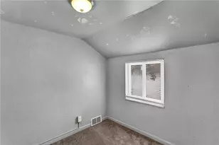 811 Clonmel St, Duquesne, PA 15110 - Photo 13