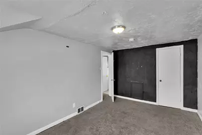 811 Clonmel St, Duquesne, PA 15110 - Photo 9