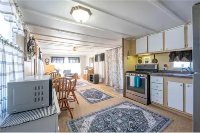 306 Lamplighter Manor, Latrobe, PA 15650 - Photo 9