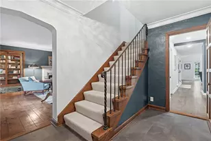 43 Hoodridge Dr, Pittsburgh, PA 15228 - Photo 5