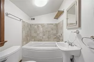 43 Hoodridge Dr, Pittsburgh, PA 15228 - Photo 35