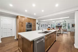 43 Hoodridge Dr, Pittsburgh, PA 15228 - Photo 15