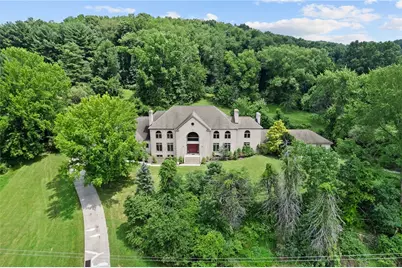 1060 Fox Chapel Road, Pittsburgh, PA 15238 - Photo 1