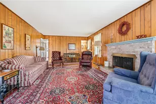 114 Whitehill Dr, Neshannock Township, PA 16105 - Photo 9