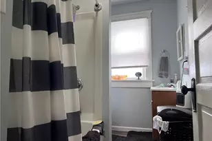 602 E Lutton St, New Castle, PA 16101 - Photo 5