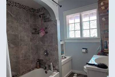 602 E Lutton St, New Castle, PA 16101 - Photo 7