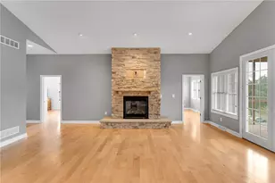 2726 Clay Pike, North Huntingdon, PA 15642 - Photo 9