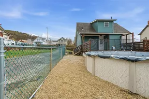 2927 State St, White Oak, PA 15131 - Photo 43