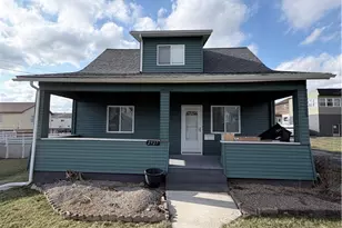 2927 State St, White Oak, PA 15131 - Photo 1