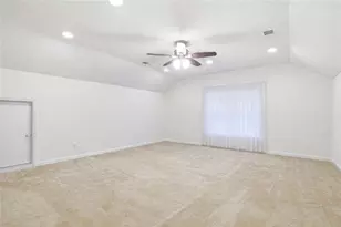 139 Olivia Ave, Adams Township, PA 16046 - Photo 33