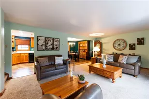 755 Jefferson Dr, Ross Twp, PA 15229 - Photo 5