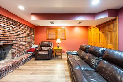 755 Jefferson Drive, Ross Twp, PA 15229 - Photo 25