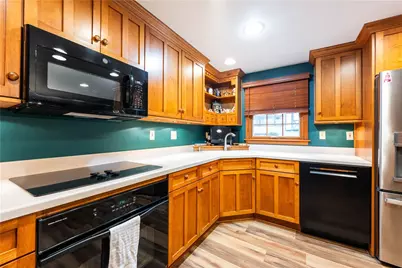 755 Jefferson Drive, Ross Twp, PA 15229 - Photo 15