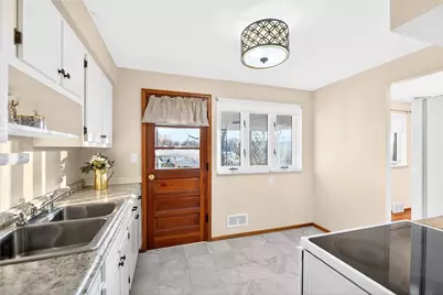 505 Bloomfield Dr, Hempfield Township, PA 15601 - Photo 17