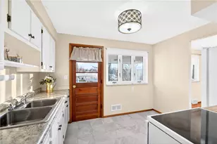 505 Bloomfield Dr, Hempfield Township, PA 15601 - Photo 17