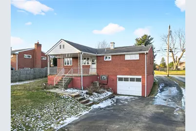 505 Bloomfield Dr, Hempfield Township, PA 15601 - Photo 3