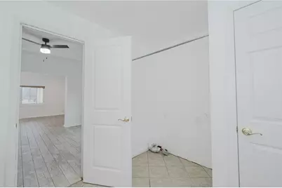 923 Scott Ave, Jeannette, PA 15644 - Photo 15