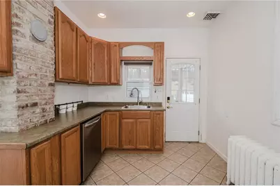 923 Scott Ave, Jeannette, PA 15644 - Photo 17