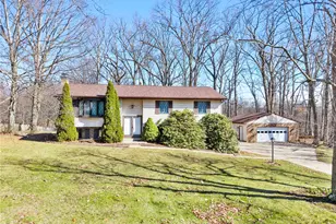 205 Silverdale Dr, Economy, PA 15005 - Photo 1