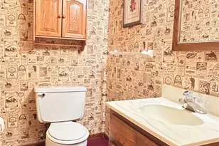 205 Silverdale Dr, Economy, PA 15005 - Photo 27